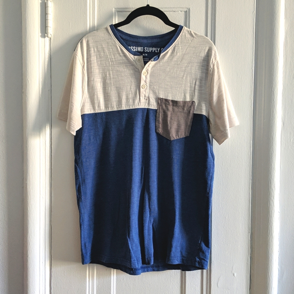Mossimo Suppy Co Men's T-shirt - Medium